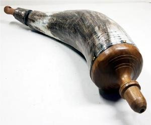 แตรผงควายสไตล์โบราณทำด้วยมือคุณภาพสูงเป็นมิตรกับสิ่งแวดล้อมของตกแต่งโต๊ะฝาไม้อะคริลิค - Product Image 5