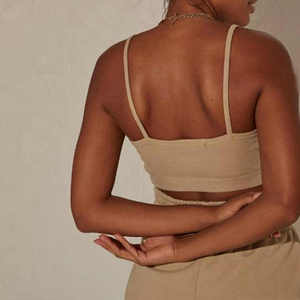 Conjunto deportivo informal de dos piezas para mujer para verano Patrón sólido Traje de pantalones cortos de motorista - Product Image 6