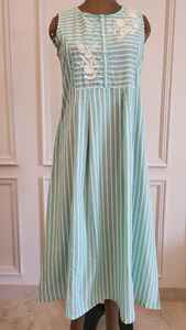 Vestido largo estampado floral elegante para mujer Patrones llamativos Vestido largo estampado para mujer - Product Image 2