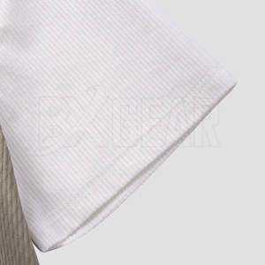 Camiseta clásica de manga corta para hombre con cuello redondo y textura suave Comodidad transpirable y estilo simple para el uso diario - Product Image 4