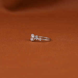 Bague en or massif 14KT avec bague de fiançailles en diamant de laboratoire taille ovale classique-Son cadeau classique parfait - Product Image 2