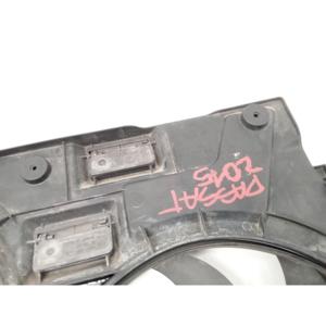 VENTILADOR DE RADIADOR VOLKSWAGEN Passat Variant B8 (3G5, CB5) (14>) 5Q0121205AP Diésel 2.0 - Product Image 3