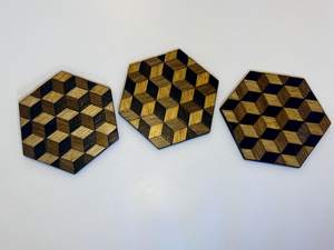 Ensemble de sous-verres en marbre de luxe avec garniture dorée Tapis de boisson classiques en pierre ronde pour intérieurs élégants - Product Image 3