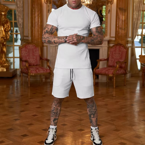 Ensembles de shorts décontractés pour hommes T-shirt à manches courtes en coton Ensemble de survêtement uni Ensemble de vêtements pour hommes 2 pièces - Product Image 1
