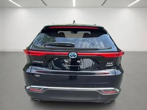 Vehículo Usado de Segunda Mano de Alta Calidad, SUV Mediano de Ultra Lujo 2024, Transmisión Automática, 7 Plazas, Interior Premium de Alta Potencia - Product Image 5