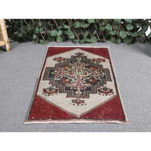 Vintage Turkish Patchwork Eco-Friendly <b>Red</b> <b>Wool</b> Rug Latex Backing 1.6x2.4 ft - Product Image 4