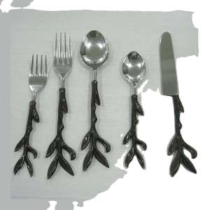 Stylish Premium 5 Pcs Stainless Steel Cutlery Flatware Set With Black Handles High-Quality American Style Silver Color - Product Image 1