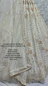 Designer Lehenga Choli pour les fêtes Broderie multi-fils - Product Image 2