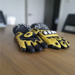 Gants de moto avec protection renforcée des jointures pour la sécurité et la course sur route - Product Image 4