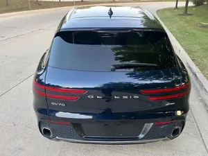 GENESIS GV70 2.5T AWD 2023 d'occasion, conduite à gauche/droite - Product Image 5