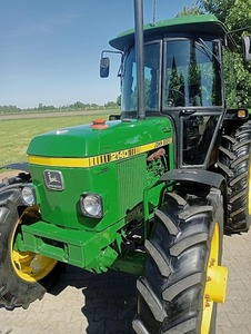 รถจอห์นเดียร์มือสองรถแทรกเตอร์4WD 30-90HP ฟาร์มที่มีส่วนประกอบหลักรวมถึงแบริ่งเครื่องยนต์เกียร์ปั๊มเกียร์ - Product Image 2