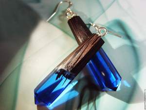 ต่างหูเรซินรูปร่างทรงสี่เหลี่ยมทำจากไม้เรซินรูปร่างหัวใจสีทองฟอยล์สีดำและสีขาว - Product Image 2