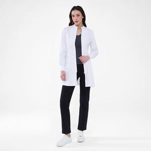 Fournisseur d'uniformes médicaux professionnels | Vestes de gommage personnalisées Slim Fit pour le personnel hospitalier - Product Image 1