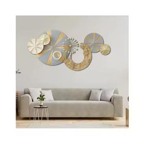 Decoración de Pared Metálica Moderna de Lujo, Arte Hecho a Mano Personalizable para Sala de Estar, Alta Calidad a Bajo Precio - Product Image 6