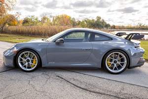 2023 911 GT3 Boîte manuelle 6 vitesses, Freins en céramique composite, Non modifié - Product Image 3