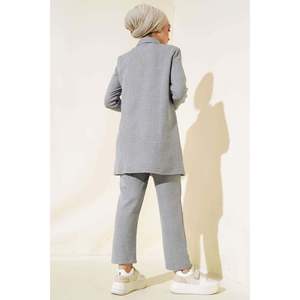 Ensemble 2 pièces en lin avec boutons supérieurs gris - Product Image 1