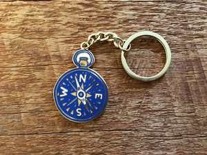 Porte-clés boussole en émail Adventure Travel Explore Design Breloque de sac en métal personnalisée simple face - Product Image 3