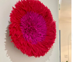 Estilo tradicional Pink Feather Juju Hat Decoración para colgar en la pared Material de bambú y PC para el hogar Ins Inspiration - Product Image 2