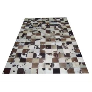 100% alfombra de cuero de vaca cosida Real pelo bordado en alfombra de piel de vaca alfombras naturales duraderas para interiores elegantes a la venta - Product Image 1
