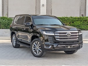 ขายรถยนต์โตโยต้าแลนด์ครุยเซอร์ ปี 2022 รุ่น V6 GXR SUV เครื่องยนต์เทอร์โบ ภายในหุ้มหนัง เกียร์อัตโนมัติ พวงมาลัยซ้าย/ขวา สีเข้ม คุณภาพดี - Product Image 6