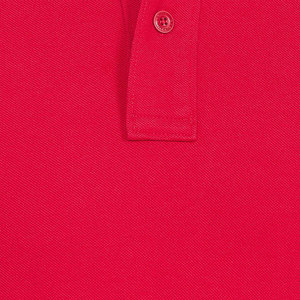 เสื้อโปโลแขนสั้นผู้ชายสีแดงและกรมท่า ตัดต่อสี ผ้าคอตตอนปิเก้ สวมใส่สบายๆ สไตล์สตรีทแวร์ พร้อมลายผ้าแคนวาส - Product Image 5