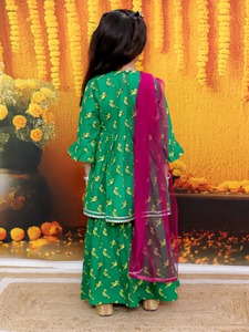 Ensemble de robes Kurta Shalwar brodées à la main pour enfants pakistanais pour frères soeurs pour les fêtes événements culturels - Product Image 4