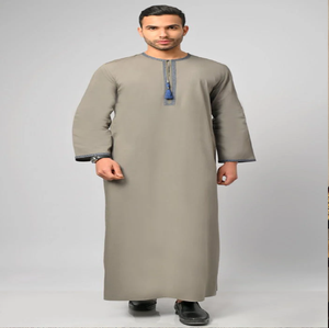 Jubba สไตล์อาหรับที่ขายส่ง, หรูหราสง่างาม, เสื้อผ้าอิสลามแบบดั้งเดิม, คุณภาพพรีเมี่ยม, สวมใส่สุภาพสำหรับผู้ชายในรูปแบบต่างๆ - Product Image 1