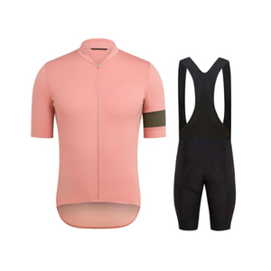 Logotipo personalizado Ciclismo Jersey Bib Short Set Cómodo Estilo casual con diseño sublimado Anti Estilo Camisetas personalizadas - Product Image 4