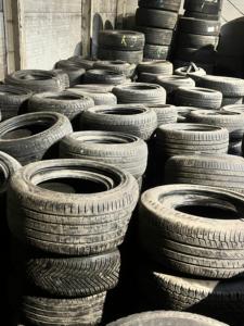 Vente en gros de pneus de camion toutes saisons neufs 195/65R15, conception diagonale, 99 T SL-Premium, vente en gros de toutes marques - Product Image 3