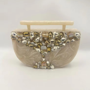 Bolso de mano de resina de moda para mujer, multiusos para fiestas y bodas, decorado con cadenas, correas, abalorios - Product Image 1