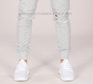 Pantalón ajustado Jogger de hombre con agujeros desgastados de color gris brezo con logotipos personalizados - Product Image 6