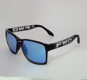 Lunettes de soleil de sport de plein air RTS Lunettes de soleil de créateur de mode pour unisexe Cadre en PC Protection UV Logo personnalisé - Product Image 5