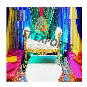 Sofá sin espalda de oro blanco para decoraciones de boda Sofá elegante para muebles de ceremonia Mehndi & Sangeet - Product Image 1