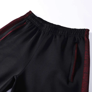 Chándal de invierno informal de nueva moda para hombre con sudadera con cremallera personalizable y logotipo personalizable de rayas laterales hecho en Pakistán - Product Image 4