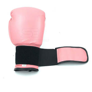 Guantes de Boxeo de Cuero Negro y Dorado Personalizables, de Alta Calidad, Secado Rápido, Transpirables, Duraderos, con Logotipo Personalizado para Artes Marciales - Product Image 4