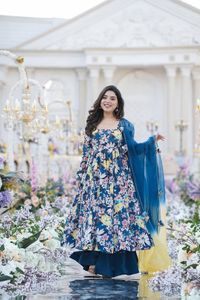 Costume traditionnel indien pour femmes en soie Chinnon KUNJ CREATION, combinaison de couleurs impressionnante, salwar toutes saisons, meilleur prix pour les achats en gros - Product Image 2