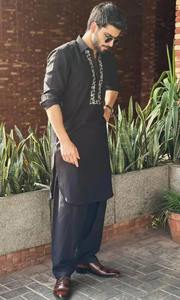 Shalwar Kameez Traditionnel Modeste pour Hommes en Coton Léger, Vêtement Culturel avec une Coupe Raffinée, Toutes Saisons, Vente en Gros - Product Image 2