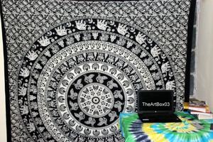 Couvre-lit bohème noir blanc tapisserie Mandala en coton fait à la main avec Design indien Floral Hippie tenture murale pour décor de chambre - Product Image 2