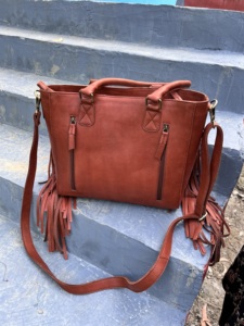 กระเป๋าหนังวัวแกะสลักแบบตะวันตกมีกระเป๋าซิปสองช่องกระเป๋าช้อปปิ้งสะพายไหล่ทำมือแฟชั่นด้านหลังทำด้วยมือ - Product Image 5