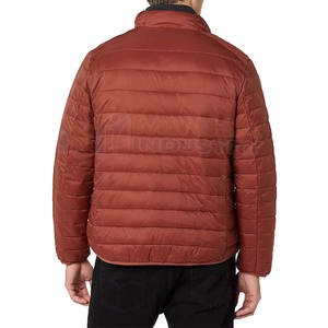 Veste matelassée en coton fabriquée au Pakistan, veste matelassée en coton très vendue, veste d'hiver matelassée en coton avec logo personnalisé - Product Image 3