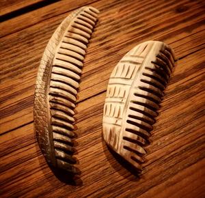 หวีฮอร์นแบบพกพาสำหรับเคราและหนังศีรษะหวีสองด้านแกะสลักด้วยมือ - Product Image 3