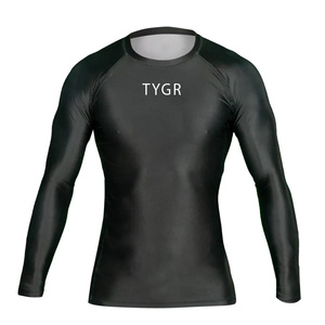 Brazilian Jiu-Jitsu Men Rash Guard mezcla de poliéster y elastano para un diseño aerodinámico elástico transpirable con etiqueta privada - Product Image 3