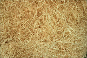 Prix d'usine biodégradable 10 kg emballage de laine de bois naturel en balle composé de copeaux de pin et de sciure de bois pour la literie des animaux - Product Image 2