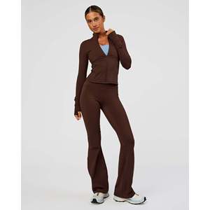Leggings acampanados sin costuras Fusion para mujer, talla grande, con bolsillos, cintura alta, transpirables, de nailon y elastano, color chocolate caliente - Product Image 2