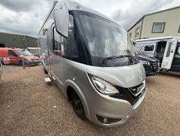 Minicaravana de Lujo 4x4, Autocaravana Todoterreno con Baño, Capacidad para 4-6 Personas, Emisión EURO 5, para Campamentos - Product Image 4