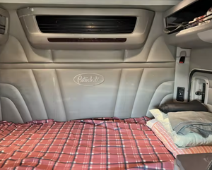 Best!! Long Haul Freight Semi Truck Tractor Unit 6x4 Sleeper Cab Diesel <b>Prime</b> Mover Highway Freight Transport - Product Image 5