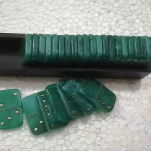 Dés en résine personnalisés avec jeux à bords pointus par Crescent Crafts vente en gros - Product Image 1