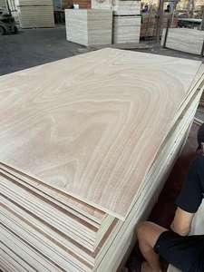 ไม้อัดเนื้อแข็งดีไซน์แบบโมเดิร์นสไตล์เวียดนามไม้อัดเชิงพานอพาร์ทเมนต์ปล่อยฟอร์มาลดีไฮด์หน้า E0 - Product Image 2