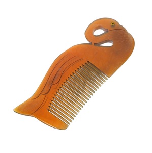 Peigne en corne, outil durable et écologique fabriqué à la main, finition lisse polie en corne, parfait pour la coiffure des hommes et des femmes - Product Image 1