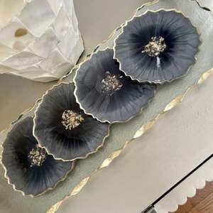 ชุดที่รองแก้วทำจากเรซินดีไซน์ไม่เหมือนใครชุดละ4ชิ้นสำหรับร้านอาหารแบนและโรงแรมการตกแต่งโต๊ะอาหารค่ำ - Product Image 2